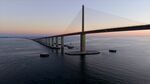 夕阳下的跨海大桥美景