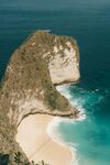 绝美海岸悬崖与碧蓝海水