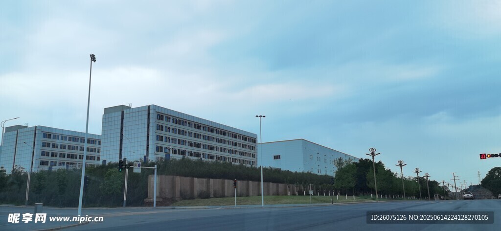 城市中的现代建筑景观