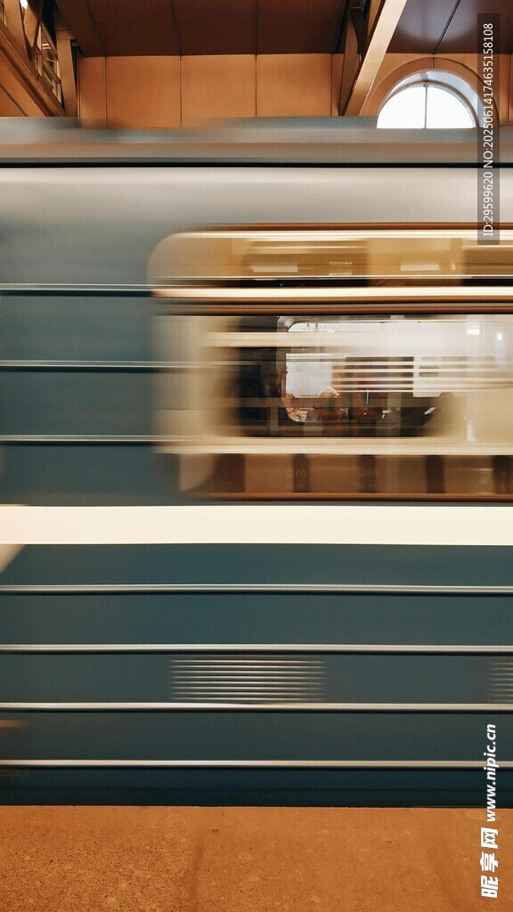 室内模糊景象