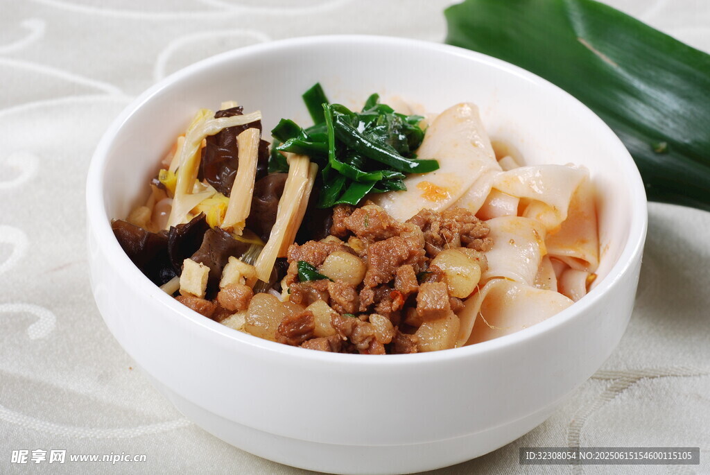 美味家常卤肉盖浇饭