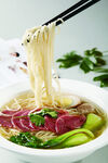牛肉青菜拉面诱人画面
