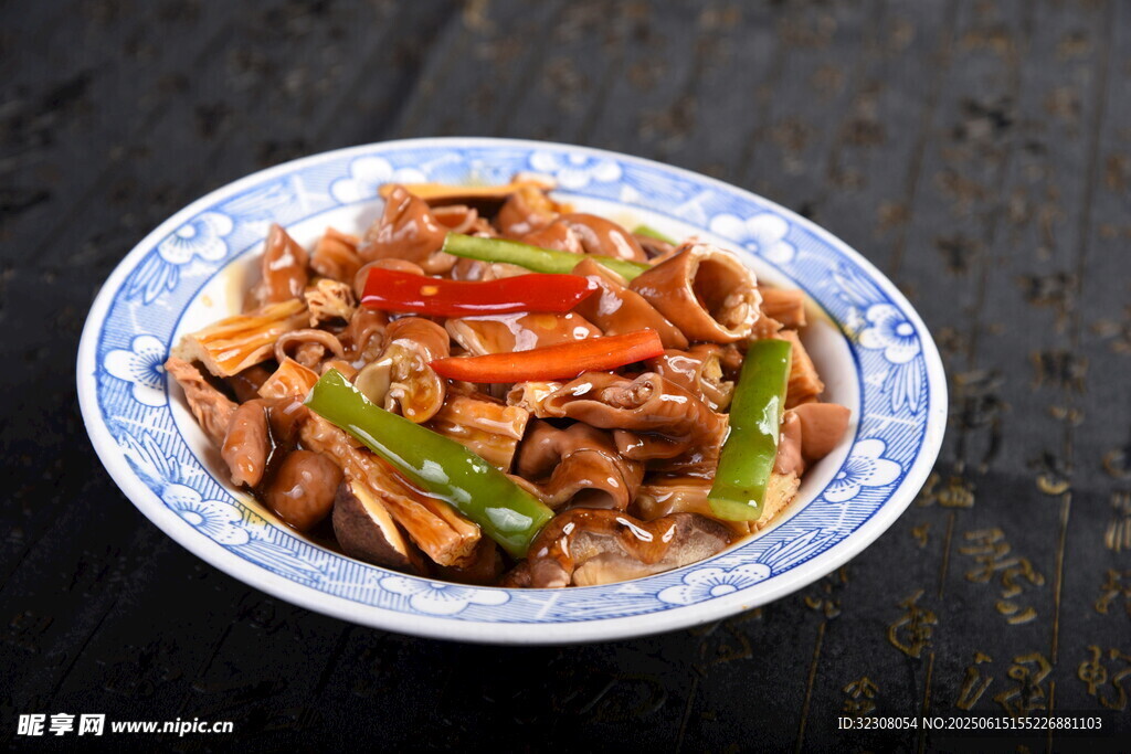 尖椒炒肉丝