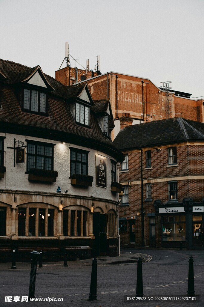 英式小镇街景建筑