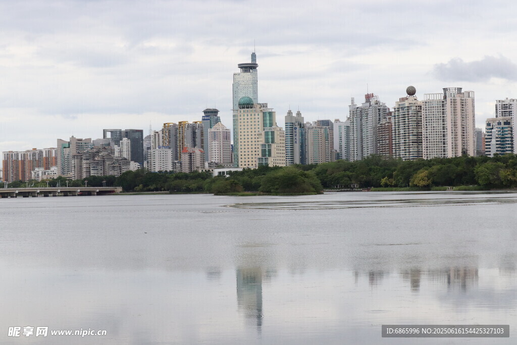 城市滨水风光