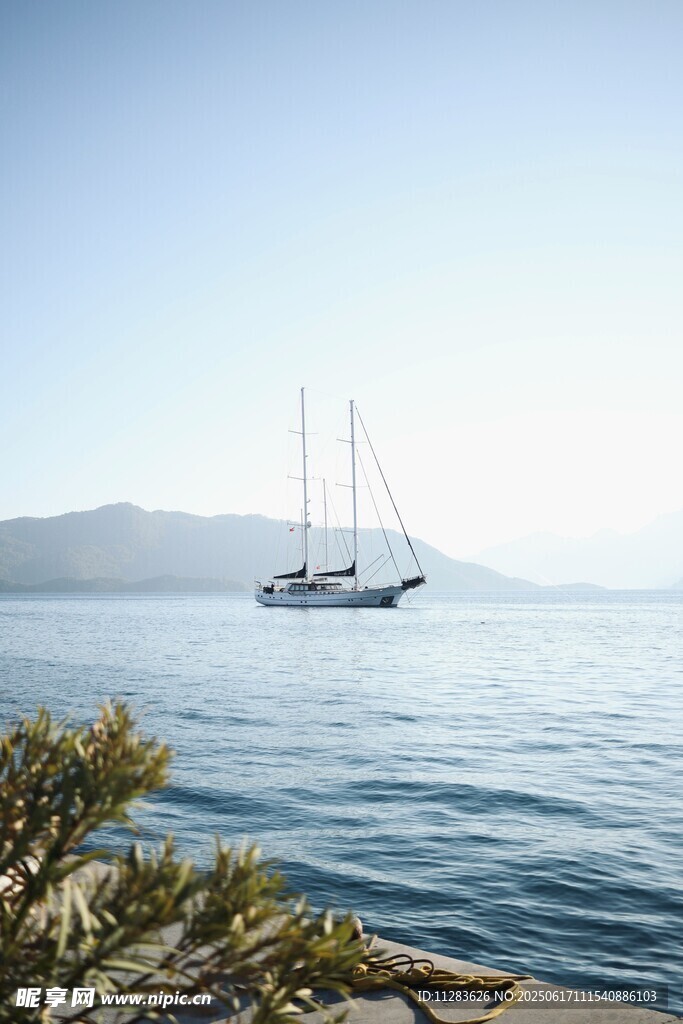 海上帆船