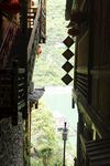 古巷中的独特建筑景致