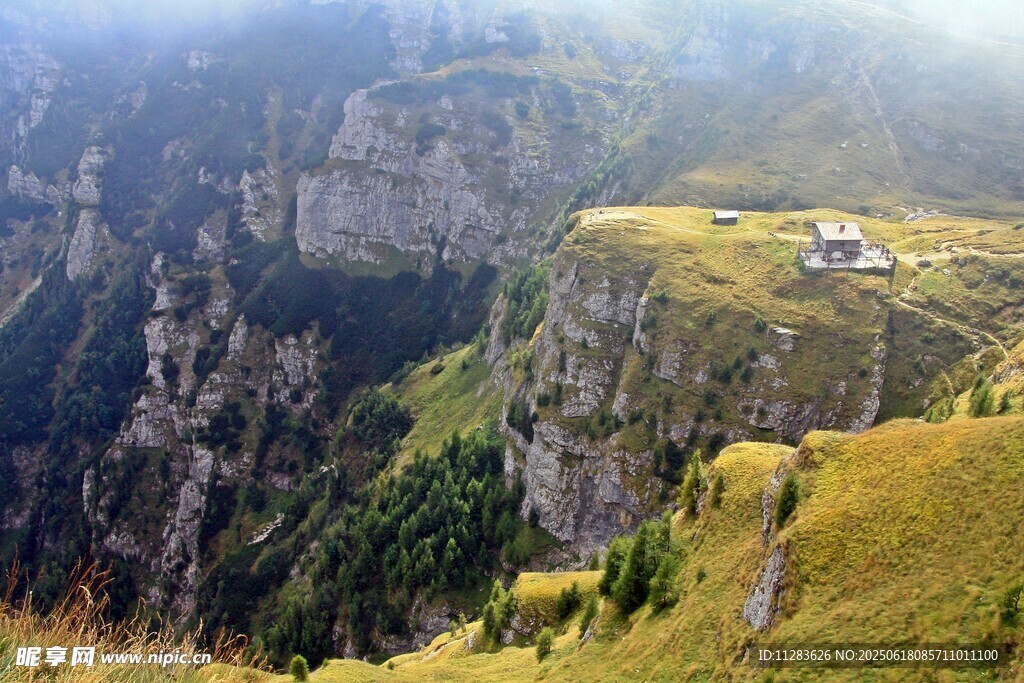 山间美景