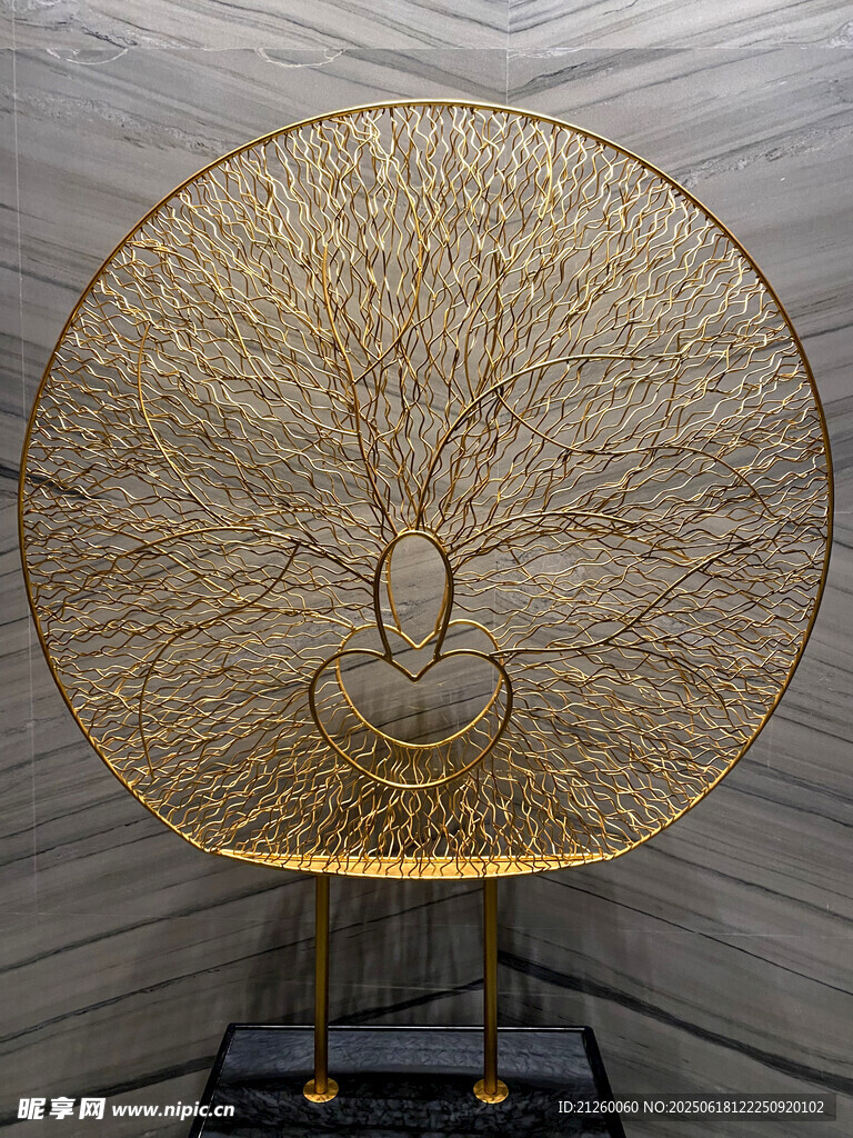 金色艺术圆盘摆件