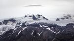 巍峨雪山壮丽景致