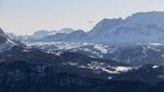 壮丽雪山远景风光