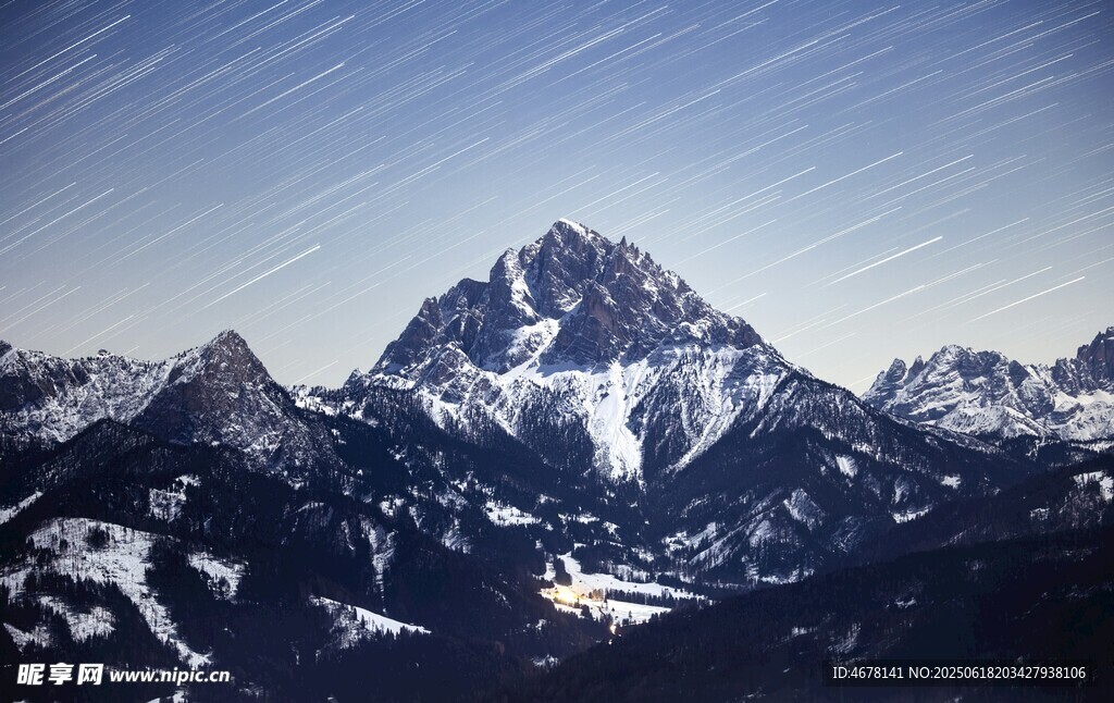 雪山壮丽景致