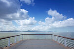 海边观景台辽阔海景视野