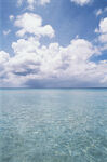 碧海蓝天澄澈海景风光