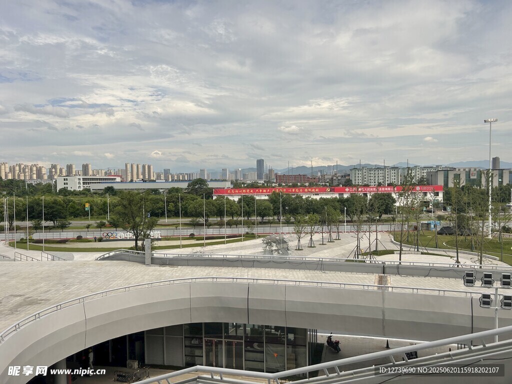 萍乡奥体中心 