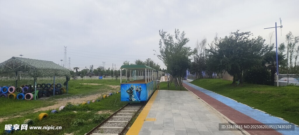 多彩乡村步道景观
