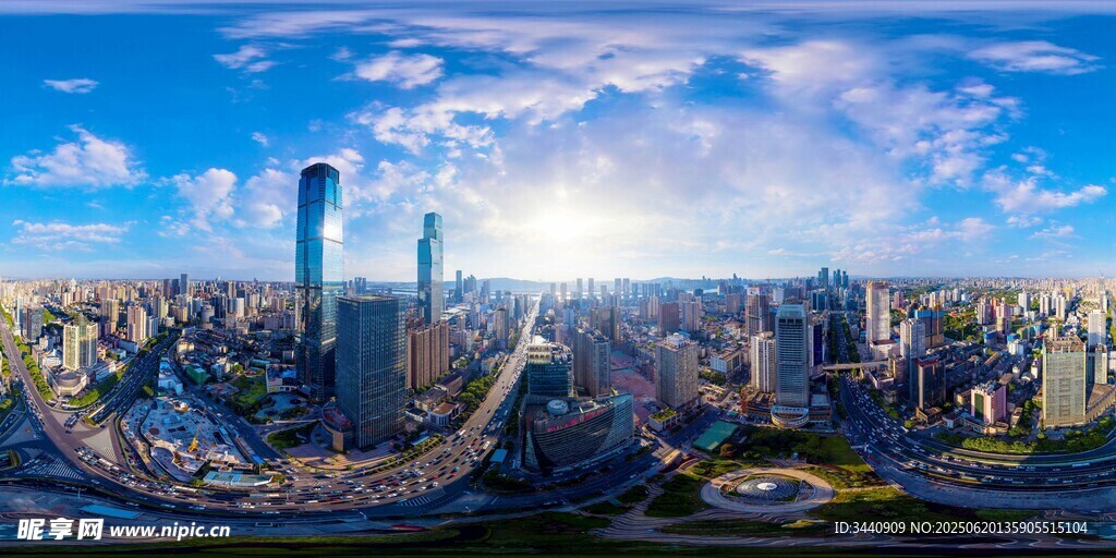 繁华都市天际线全景