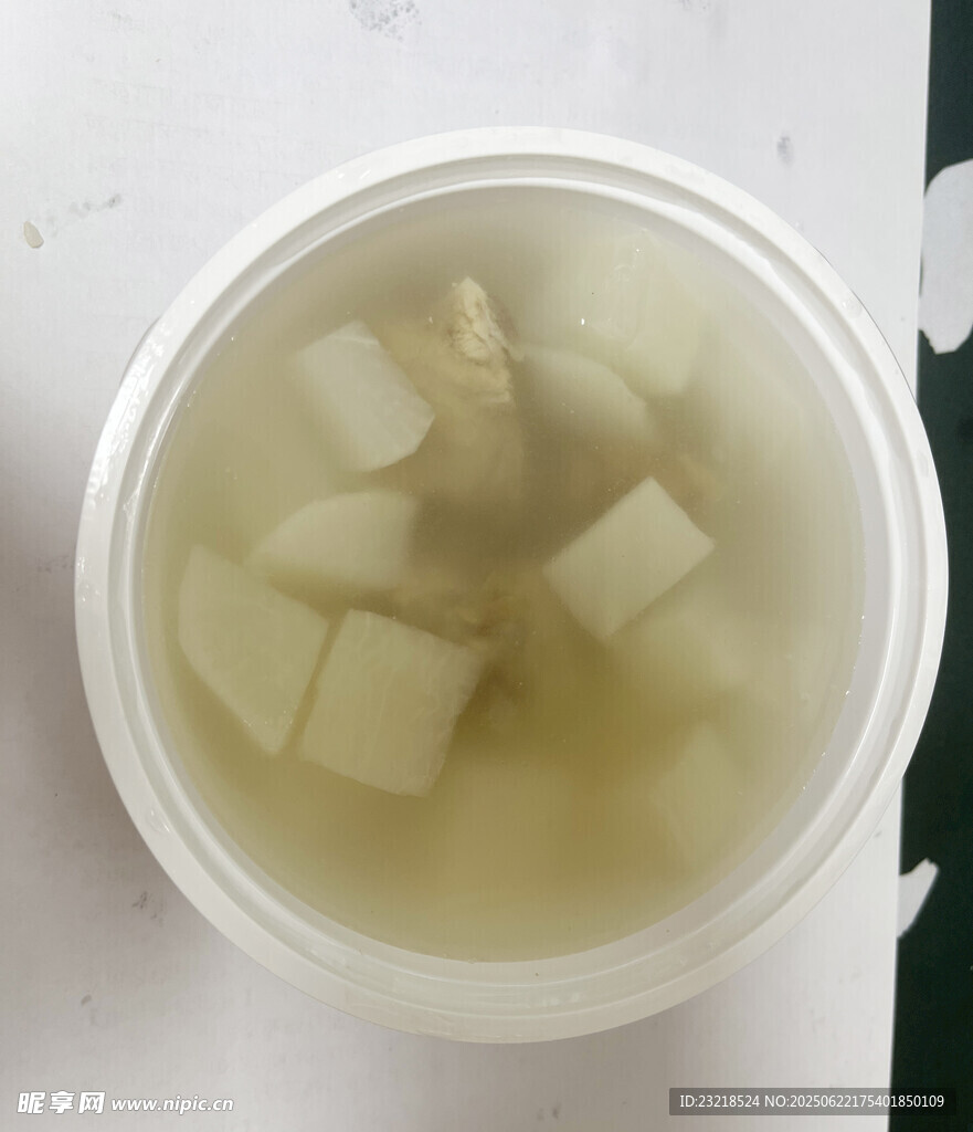 萝卜排骨汤