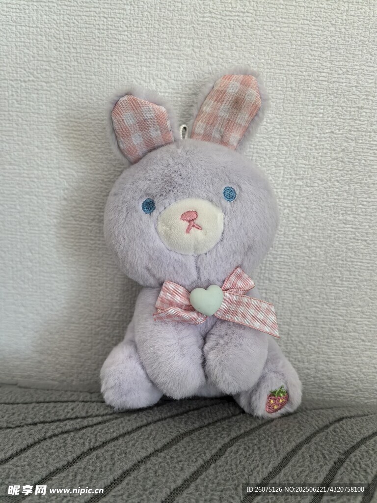 可爱格子耳朵兔子毛绒玩具