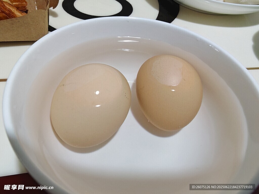 碗中双蛋
