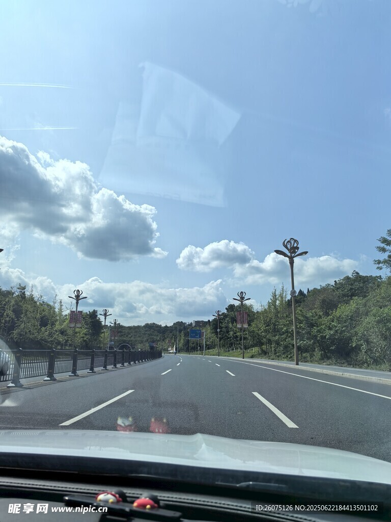 公路行车视角风景