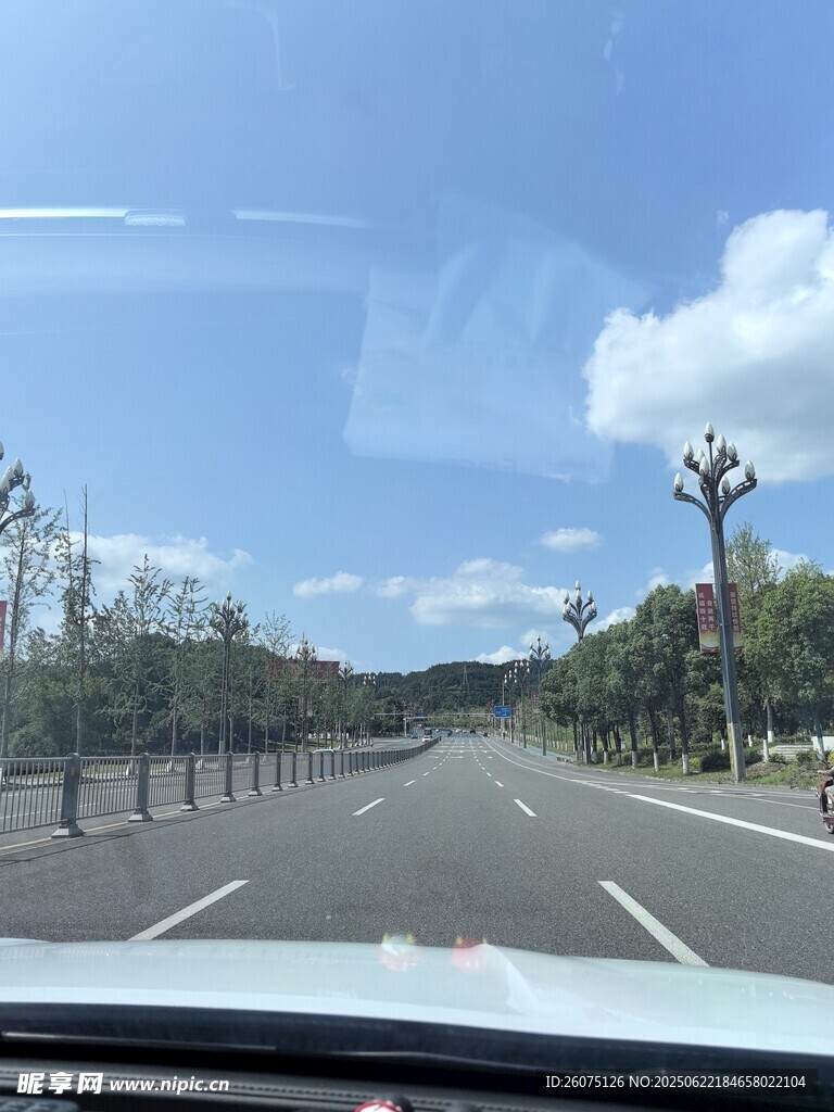 公路行车视角风景