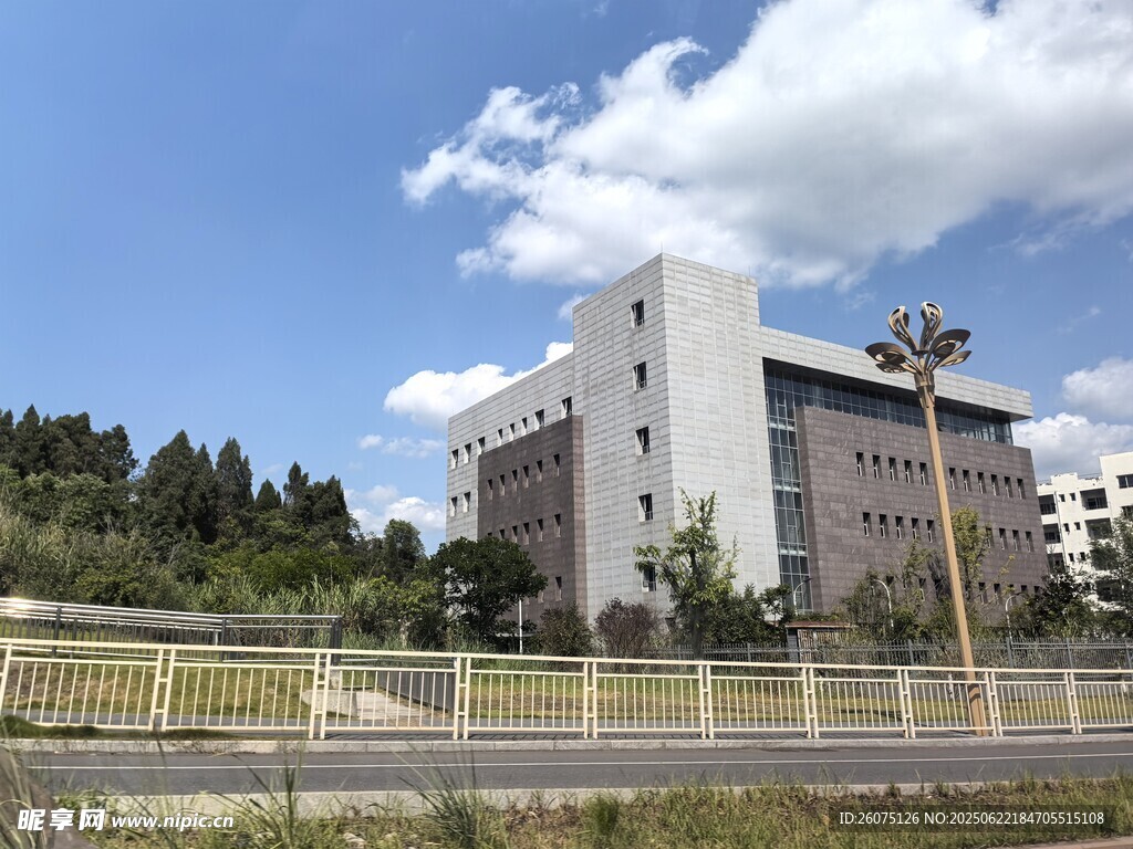 现代建筑与户外景致