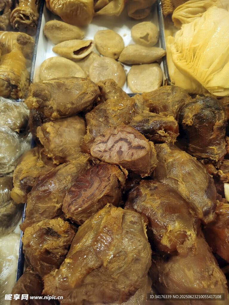 卤牛肉
