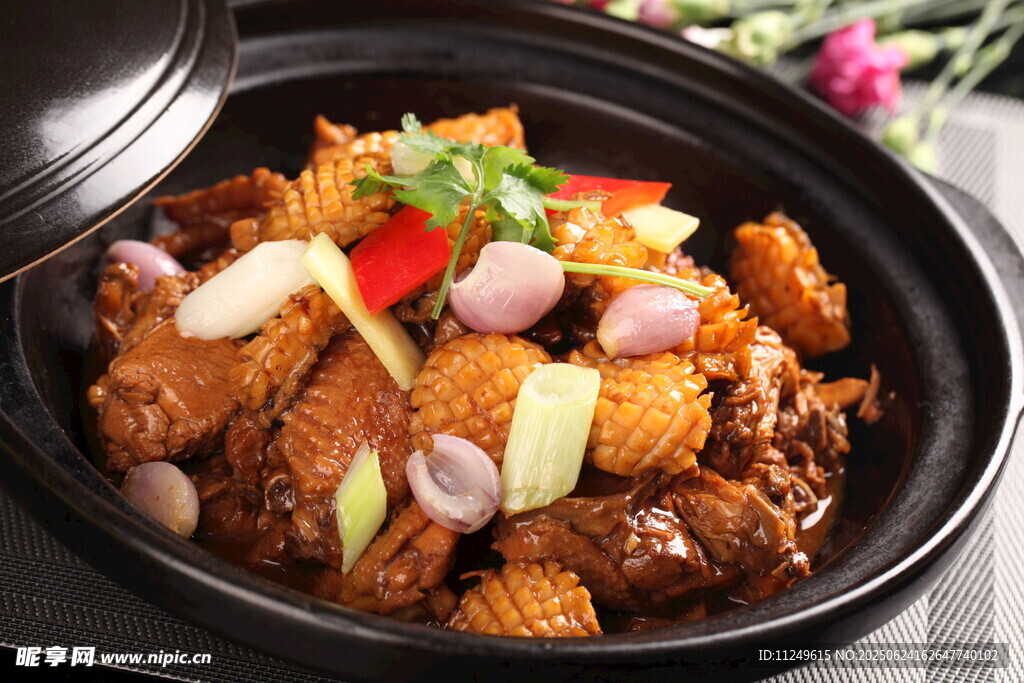 鲍鱼仔闷土鸡