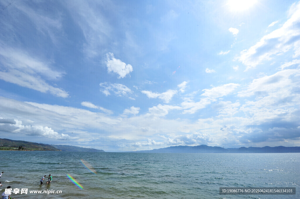 海边蓝天美景