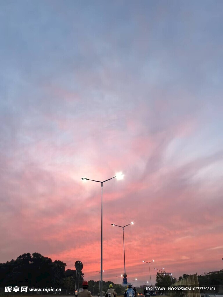 晚霞