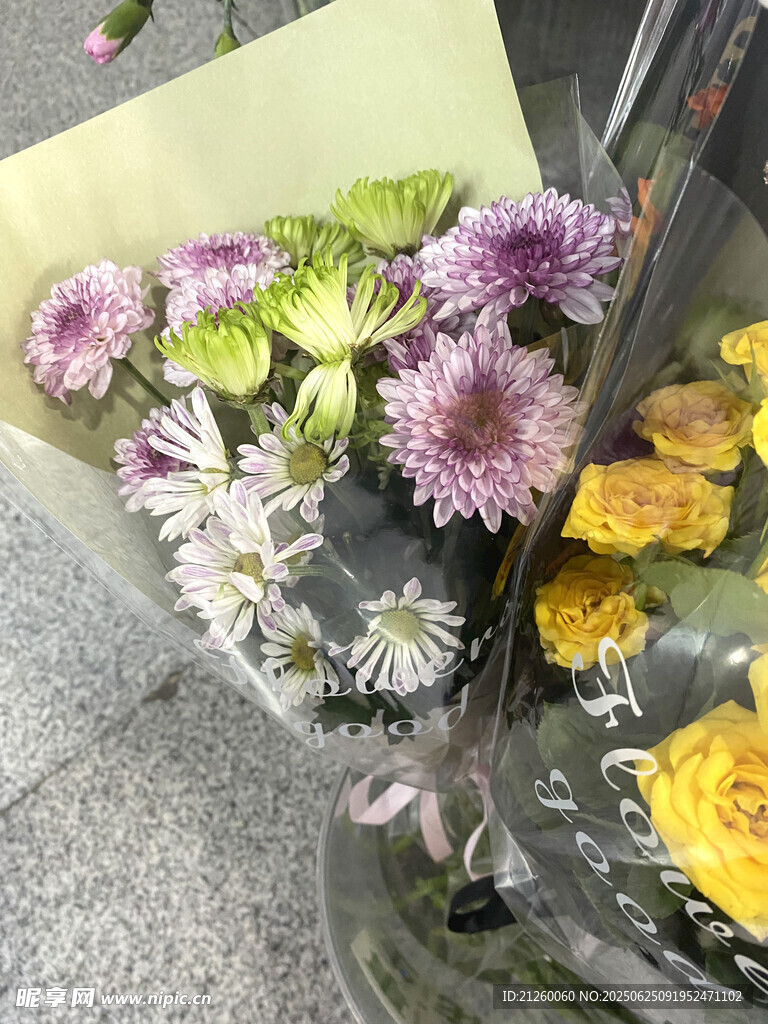 多彩菊花花束
