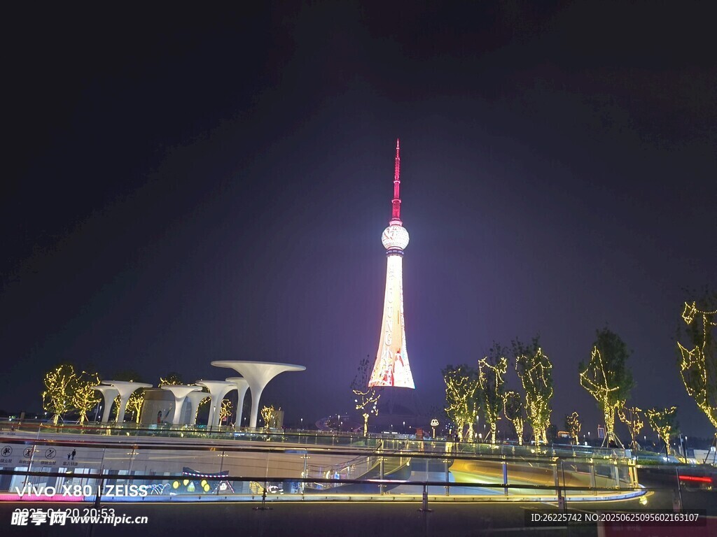 城市阳台夜景