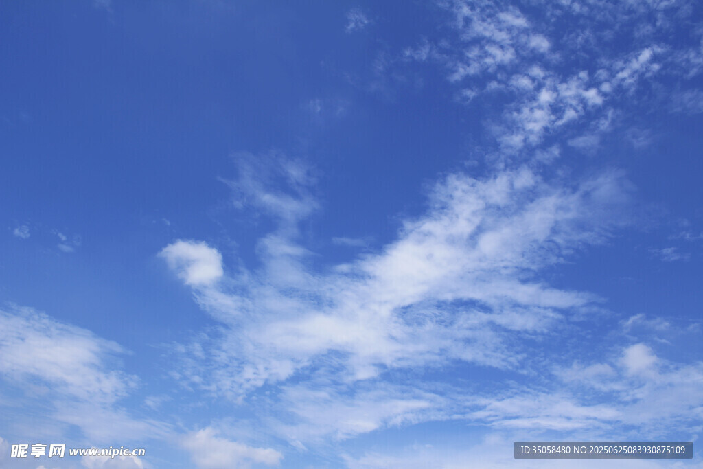 蓝天白云 