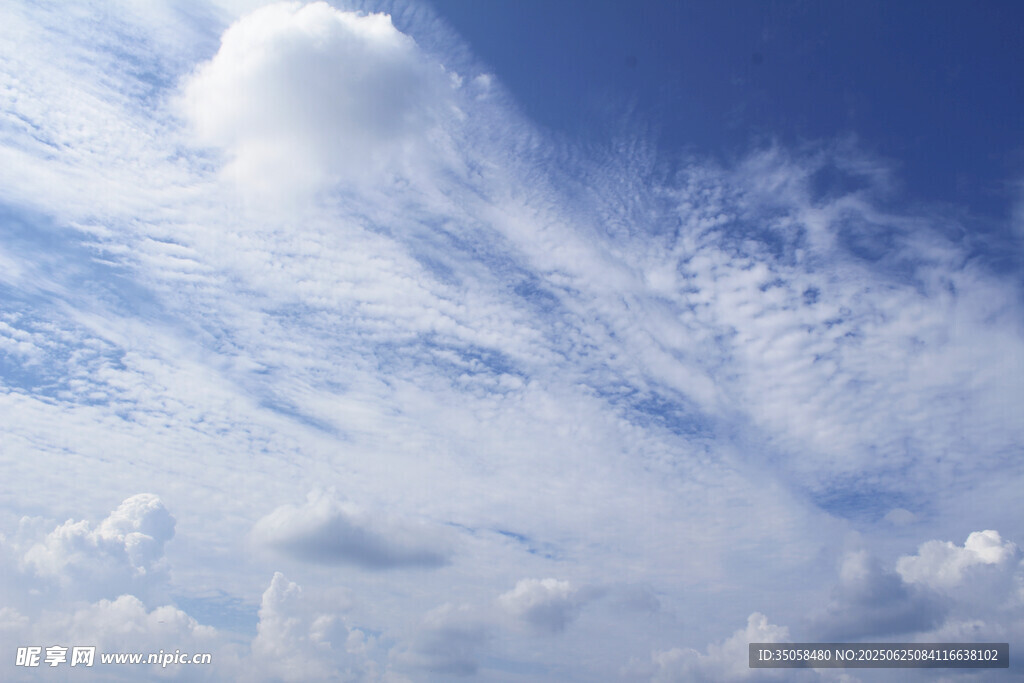 蓝天白云 
