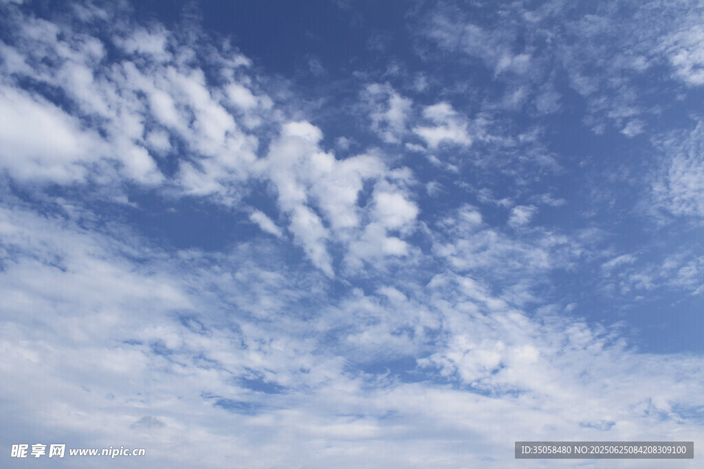 蓝天白云 