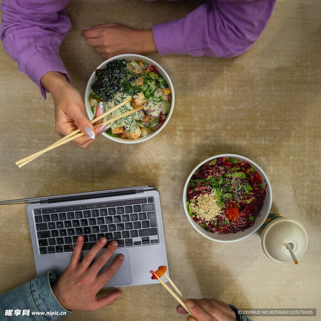 边办公边享用美味健康餐