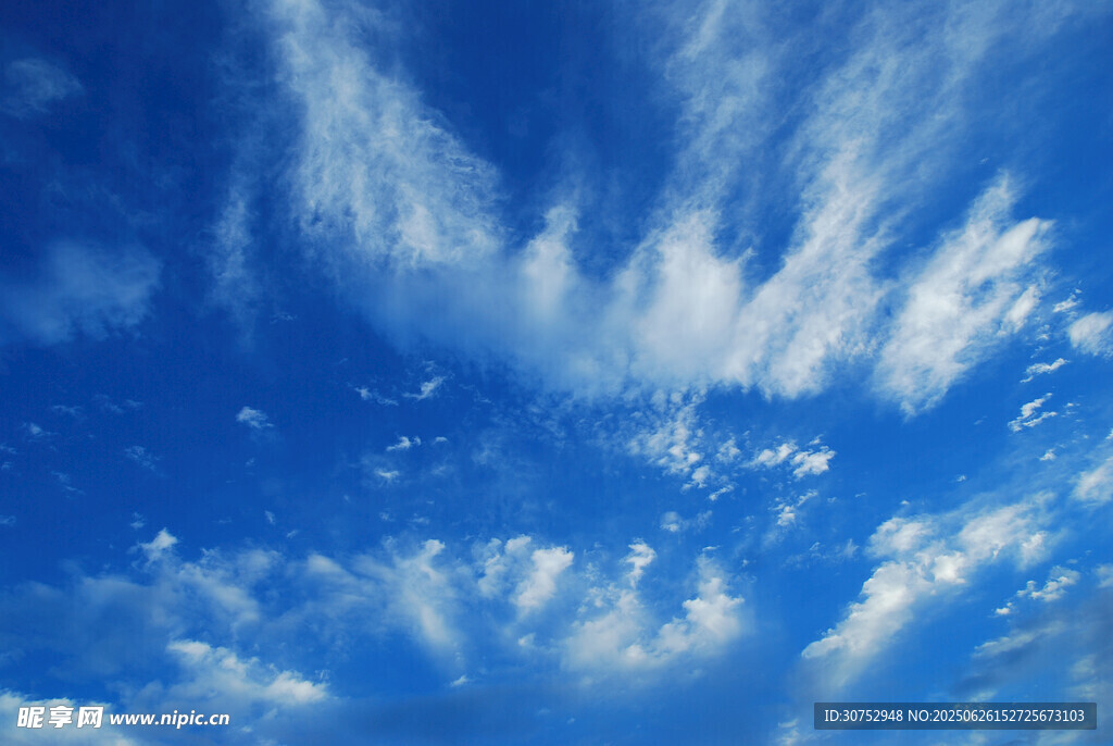蓝天白云美景