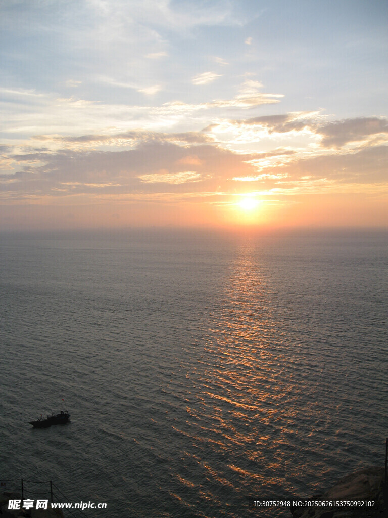 海上日落美景