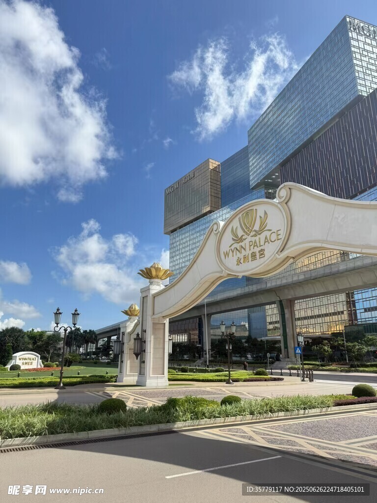 现代风格酒店建筑外观