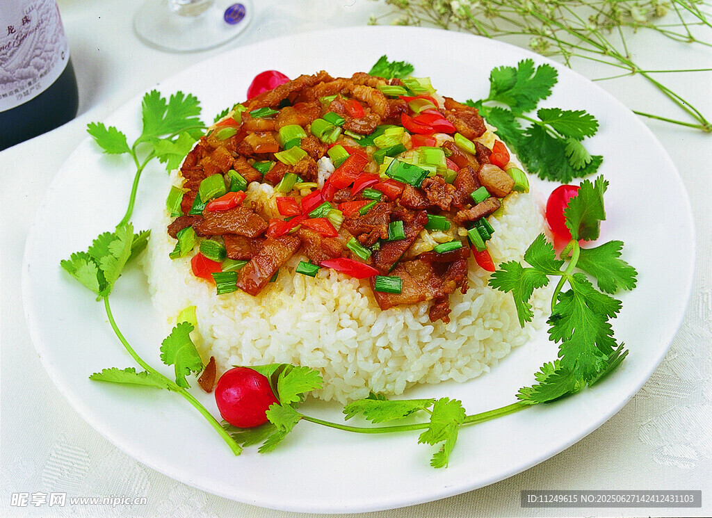 小炒肉盖饭