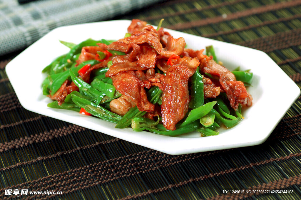 尖椒小炒肉