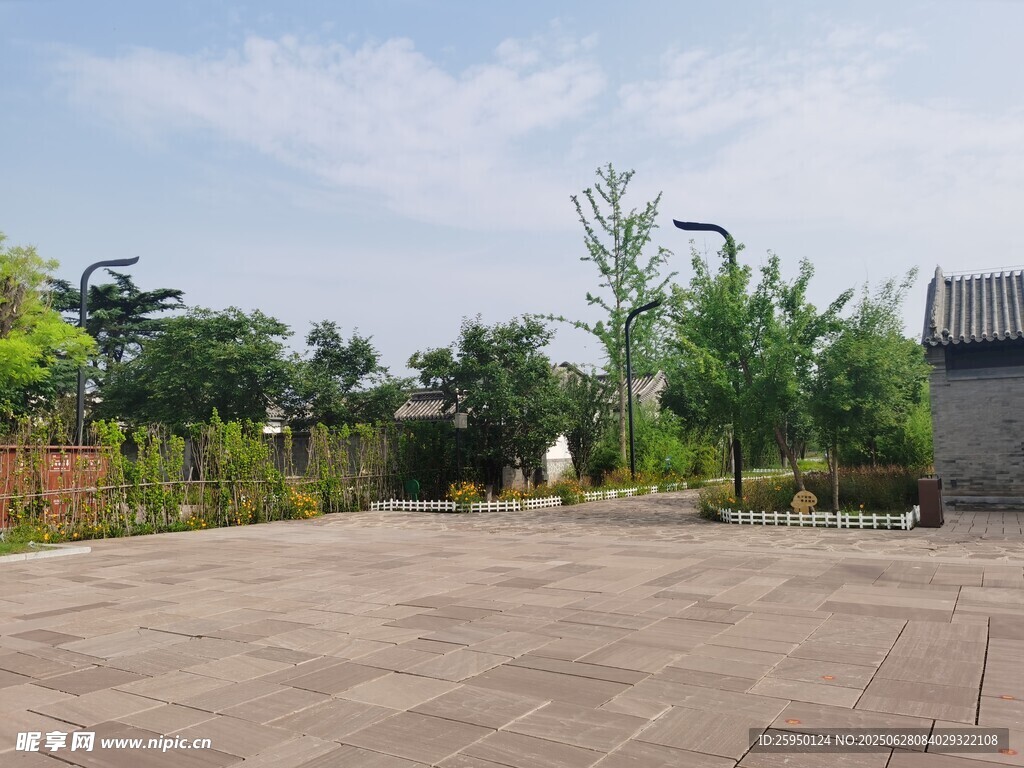 户外宽敞庭院景观