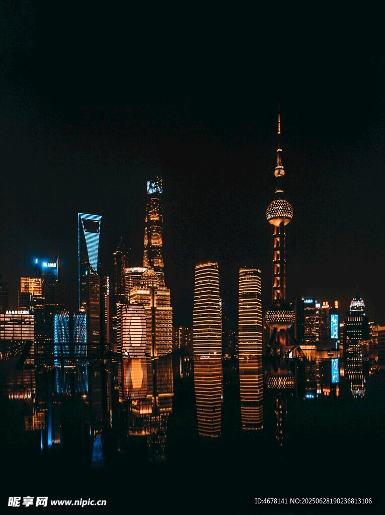 上海璀璨夜景城市天际线