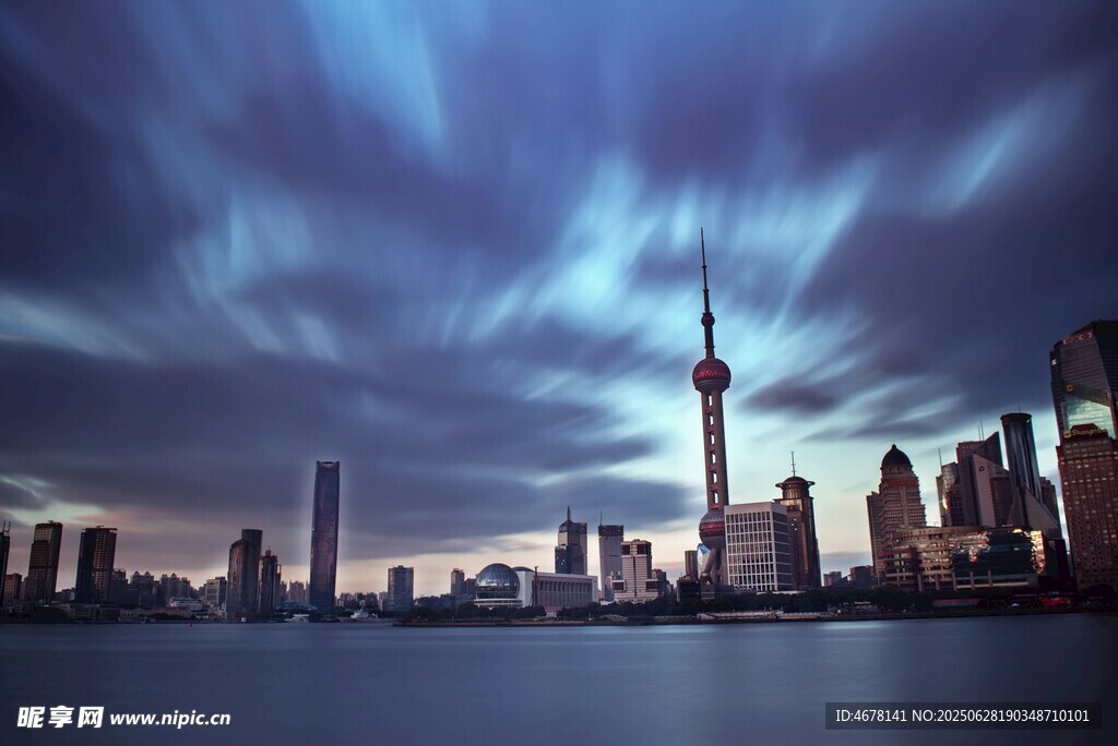 上海外滩璀璨夜景