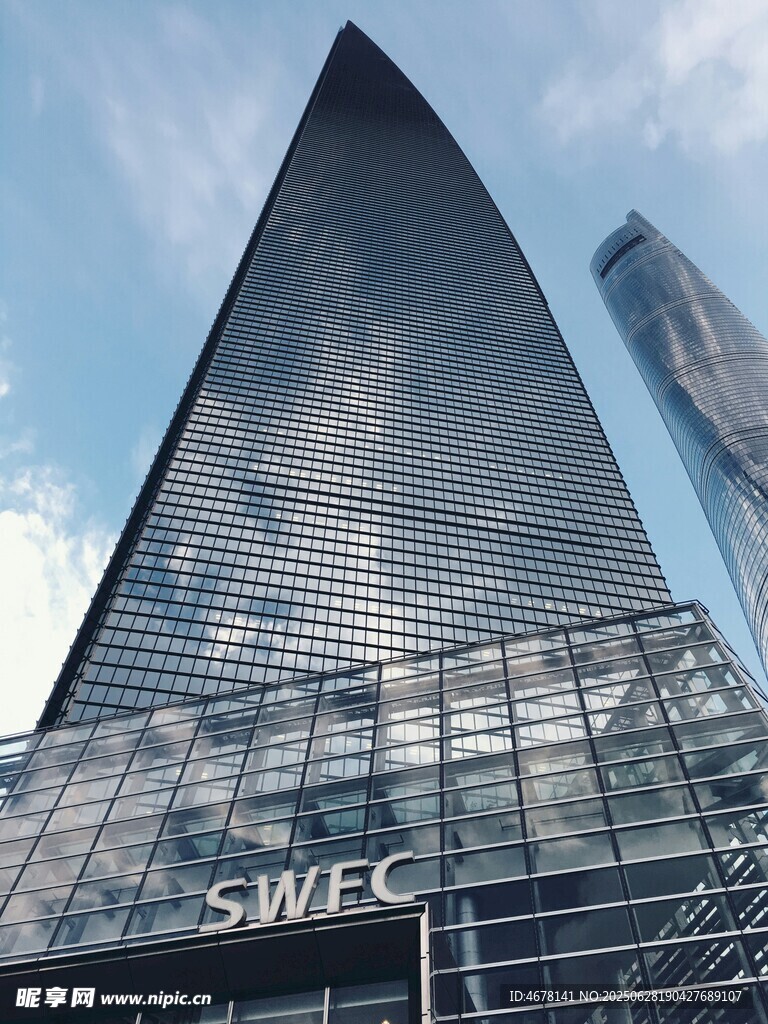 上海中心大厦外观