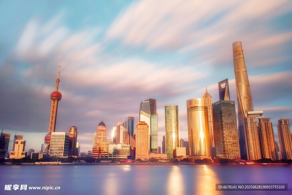 上海璀璨都市天际线