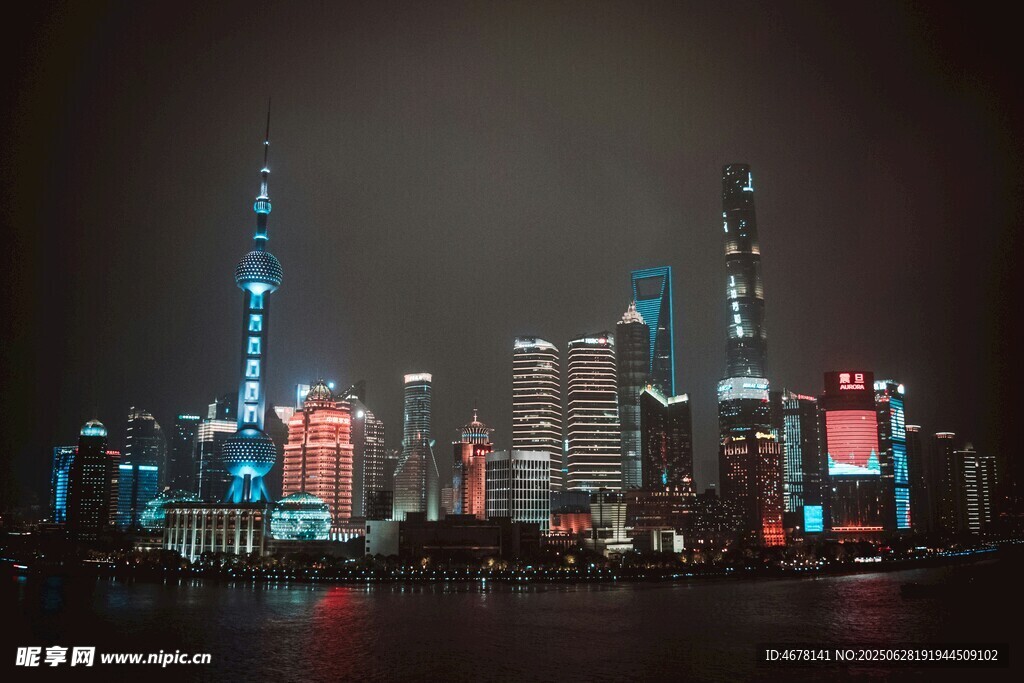 上海夜景璀璨都市风光