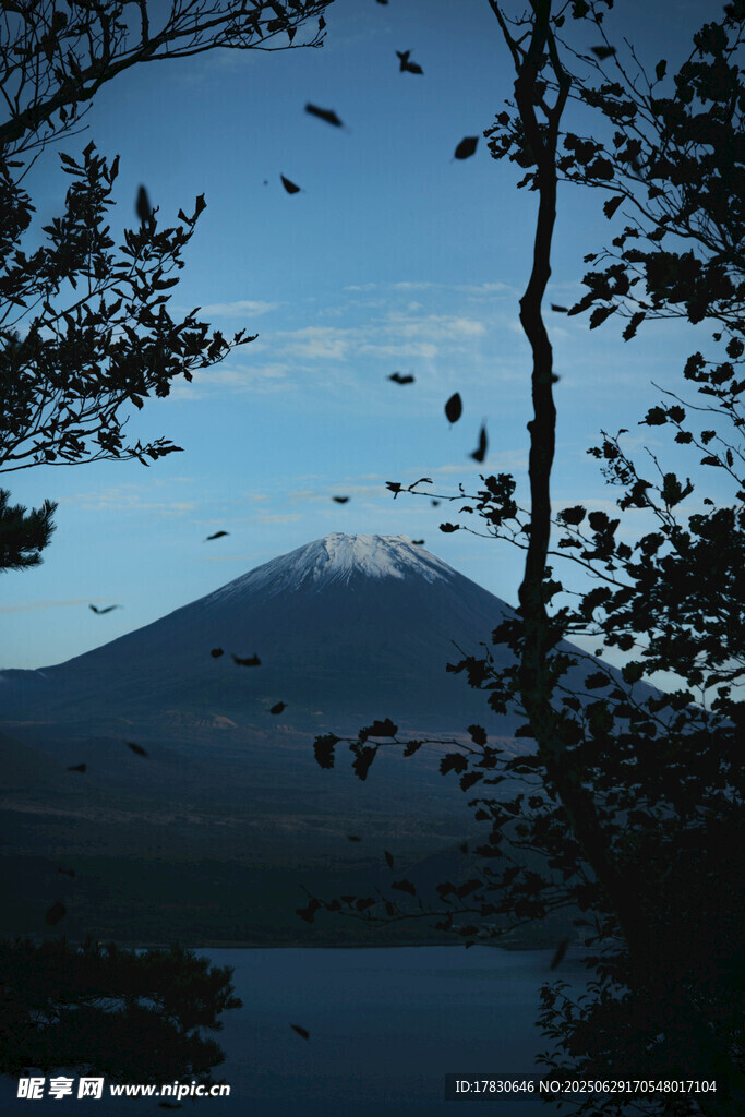 日本富士山照片