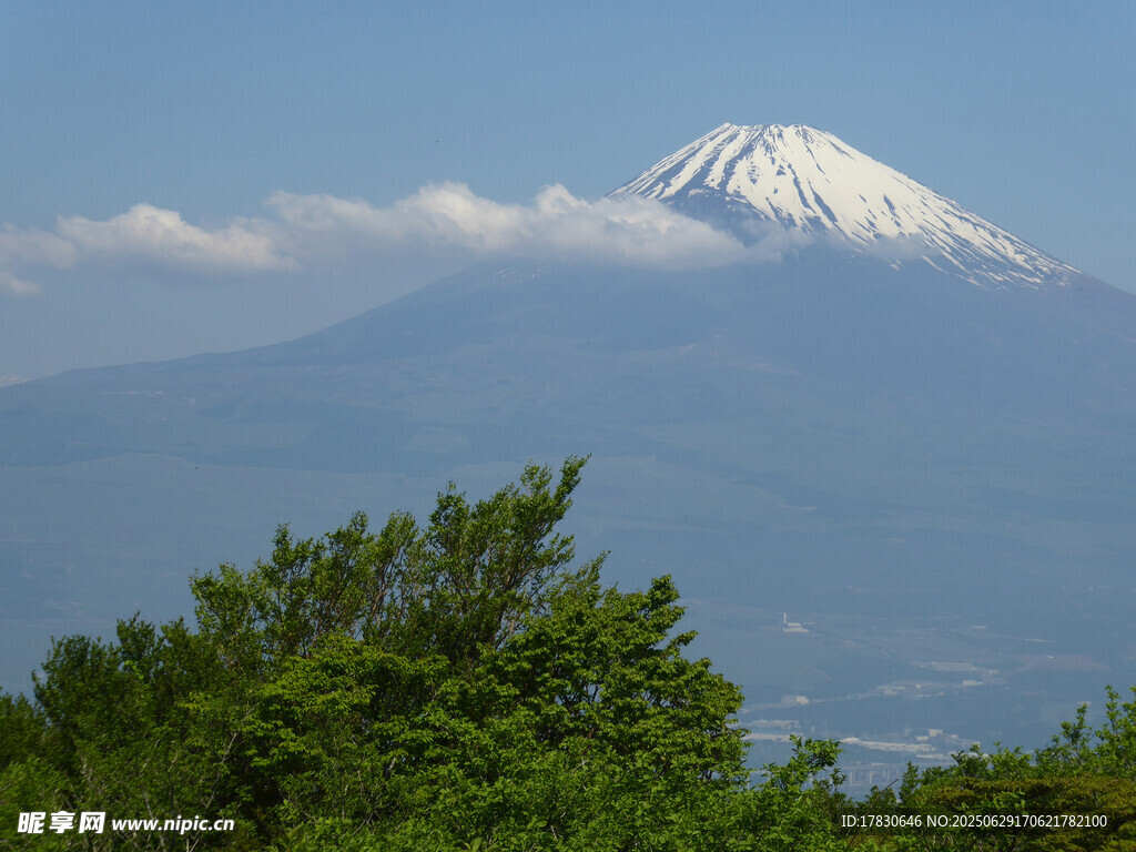 日本富士山照片